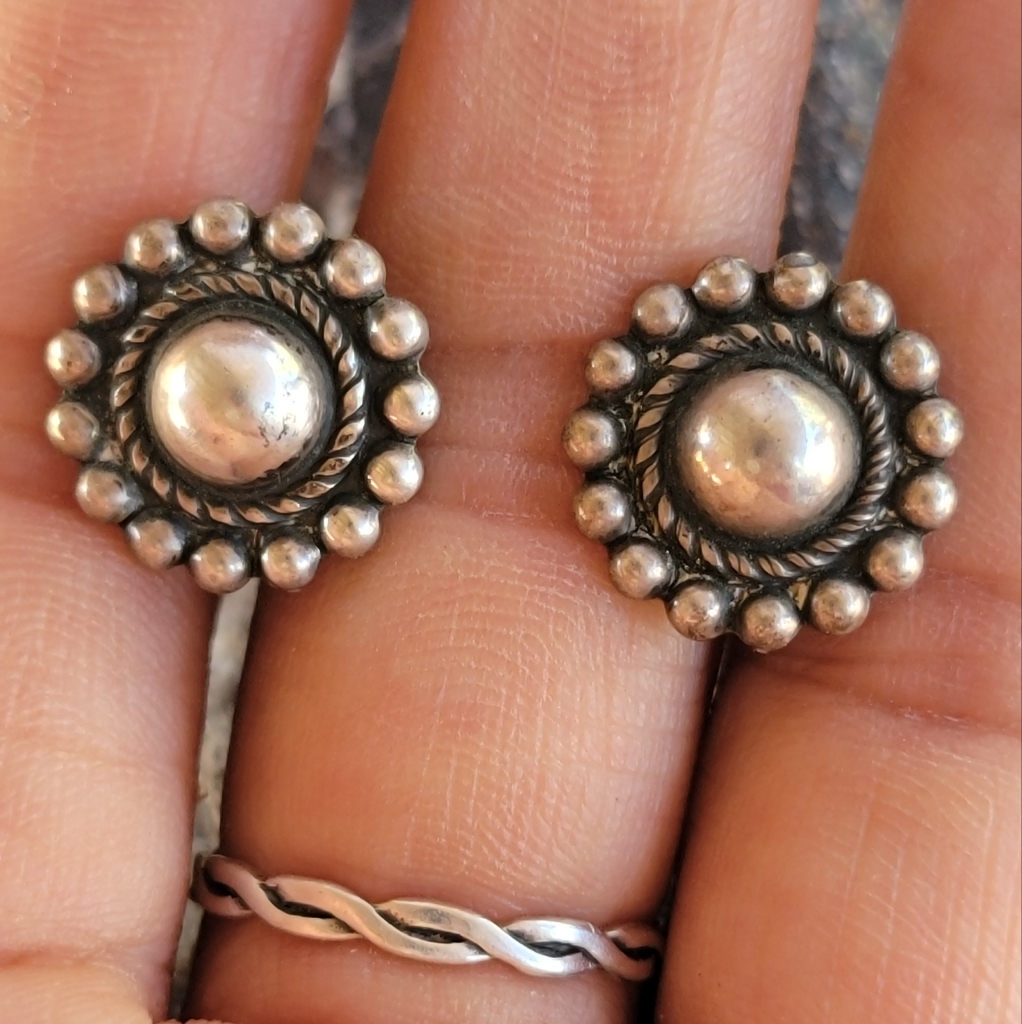 Vintage Solid 925 Sterling Silver Puffy Round Domed Beaded Southwestern Bohemian 85$